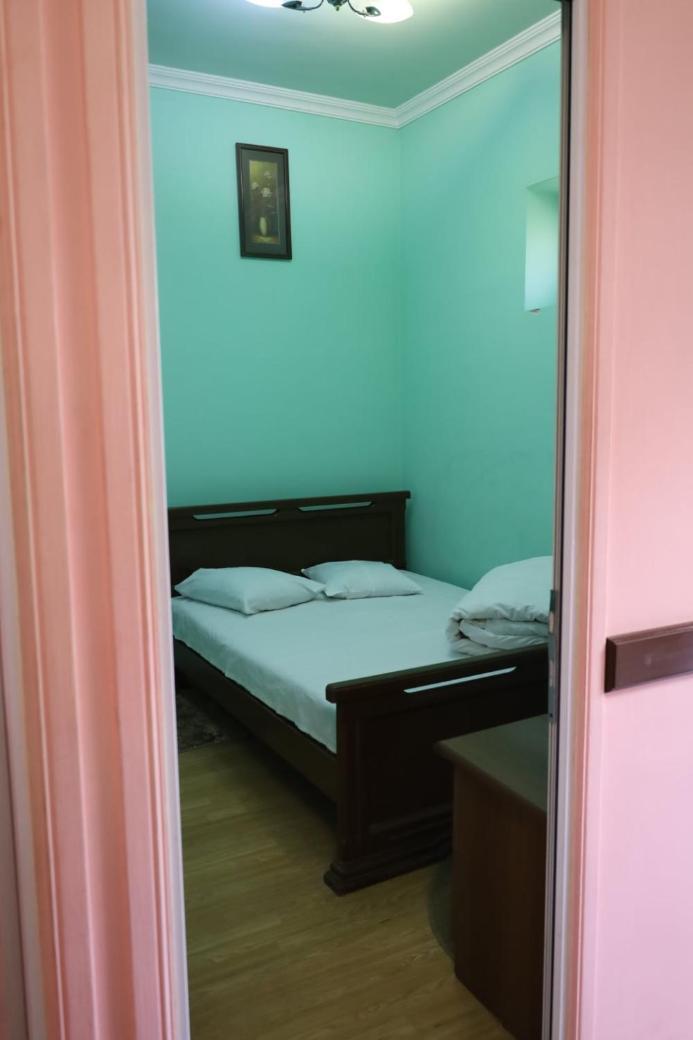 Tnak Hotel Jerevan Exteriér fotografie